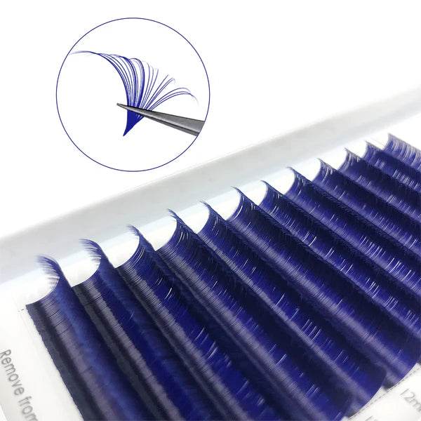 CoMango Lashes easy fans colored lash extensions in blue, soft and colorful volume lashes for trendy and bold lash looks