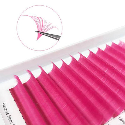 CoMango Lashes easy fans colored lash extensions in pink, vibrant blooming lashes for stylish and creative lash looks